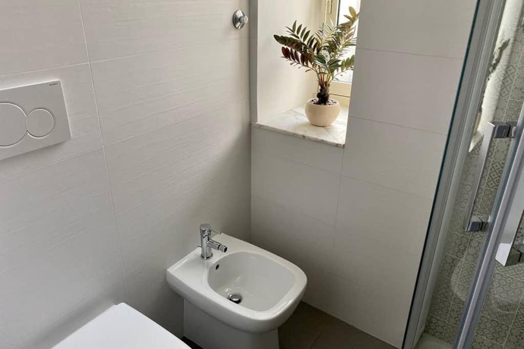 Central Modern Apartment Rome -Locazione Turistica- Kültér fotó
